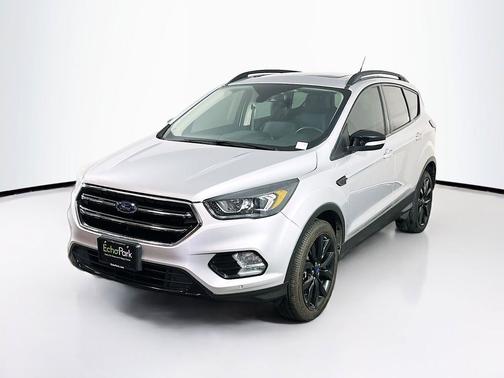 Ingot Silver Metallic 2019 Ford Escape Titanium