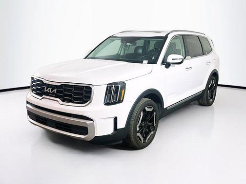 Glacial White Pearl 2025 Kia Telluride S