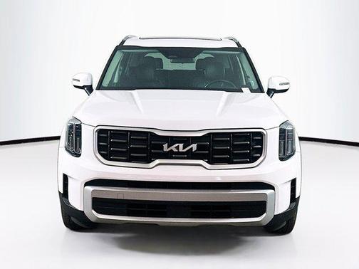 Glacial White Pearl 2025 Kia Telluride S