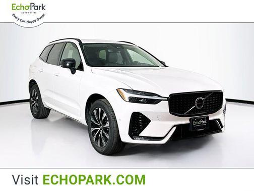 2025 Volvo XC60 B5 Plus
