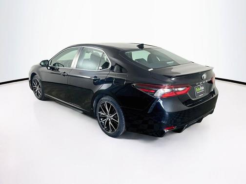 Midnight Black Metallic 2024 Toyota Camry SE