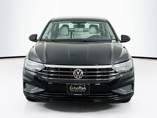 Black Uni 2020 Volkswagen Jetta 1.4T SE