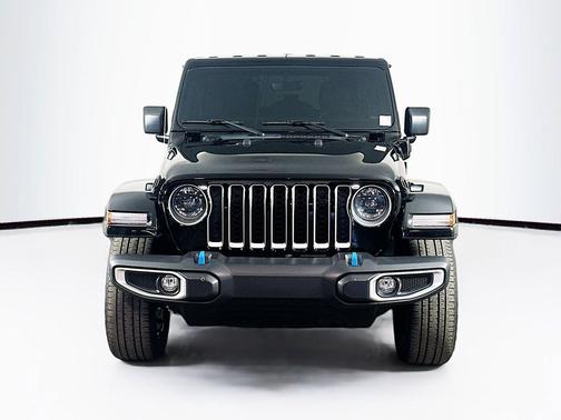 Black Clearcoat 2023 Jeep Wrangler 4xe Sahara