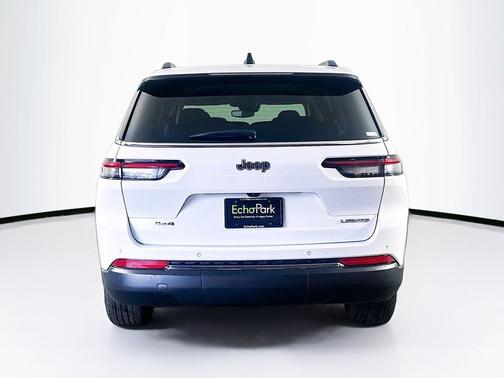 Bright White Clearcoat 2023 Jeep Grand Cherokee L Limited
