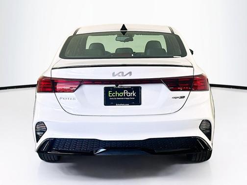Snow White Pearl 2023 Kia Forte GT-Line