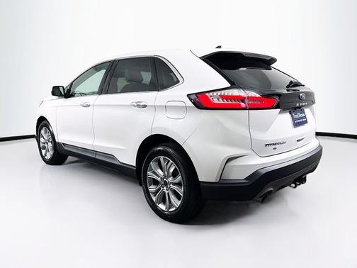 STAR WHITE 2022 Ford Edge TITANIUM