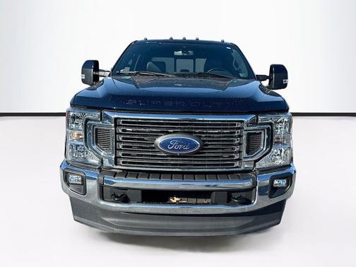 2022 Ford F-350 LARIAT SUPER DUTY