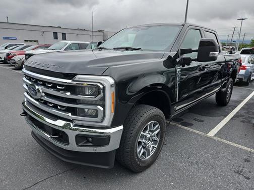 2023 Ford F-250 LARIAT