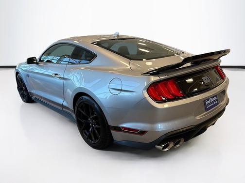 2022 Ford Mustang MACH 1