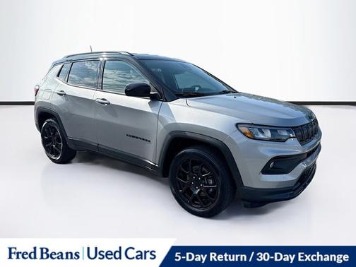 Billet Silver Metallic Clearcoat 2022 Jeep Compass LATITUDE