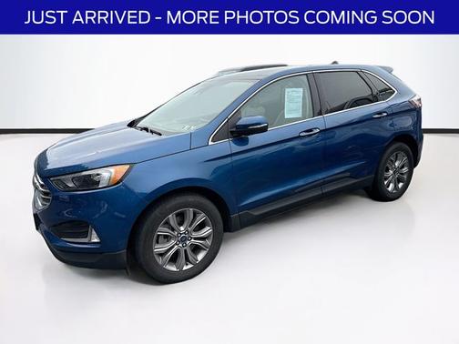 ATLAS BLUE 2022 Ford Edge TITANIUM