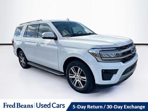 OXFORD WHITE 2023 Ford Expedition XLT