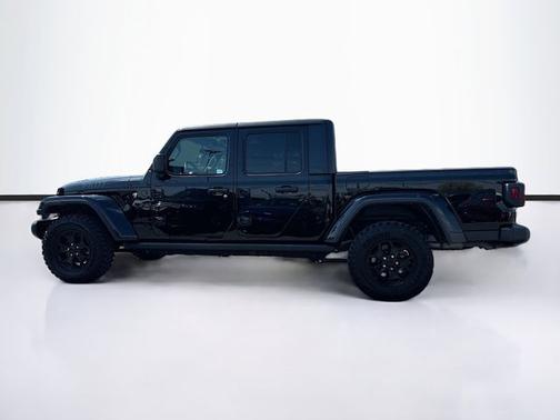 Black Clearcoat 2022 Jeep Gladiator SPORT