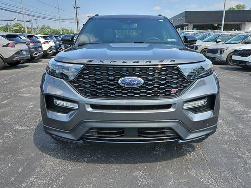 2023 Ford Explorer ST
