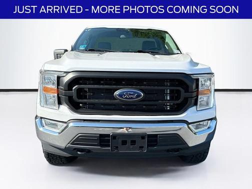 OXFORD WHITE 2022 Ford F-150 XL