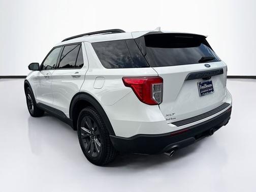 STAR WHITE MET TRI-COAT 2023 Ford Explorer XLT