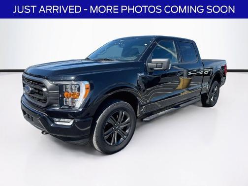 AGATE BLACK METALLIC 2023 Ford F-150 XLT