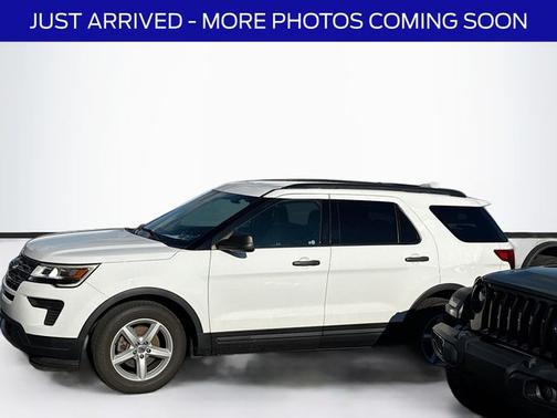 OXFORD WHITE 2018 Ford Explorer BASE