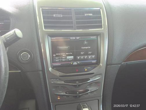 Metallic 2013 Lincoln MKX Base