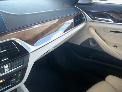 2017 BMW 540 i xDrive