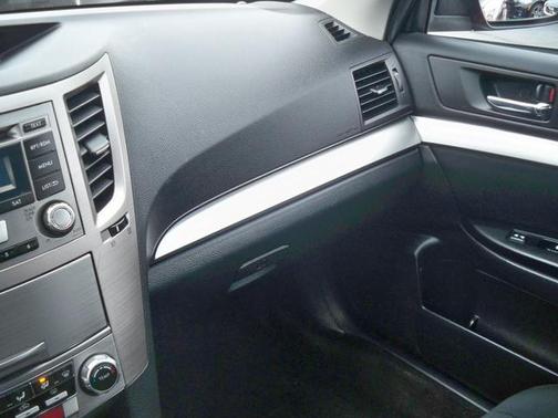 2013 Subaru Legacy 2.5i Premium