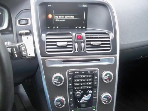 2015 Volvo XC60 T5 Premier