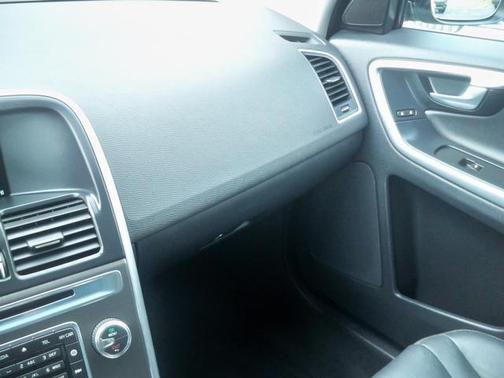 2015 Volvo XC60 T5 Premier