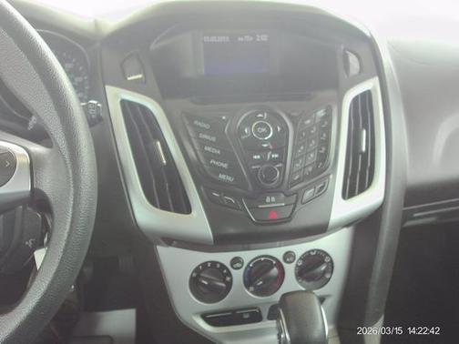 Sterling Gray Metallic 2013 Ford Focus SE
