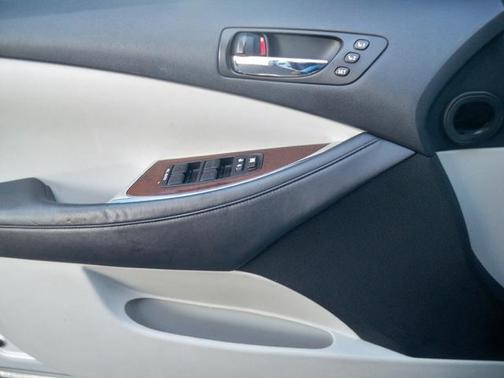 2011 Lexus ES 350 Base