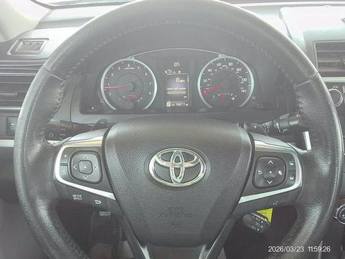 Blue Streak Metallic 2017 Toyota Camry SE