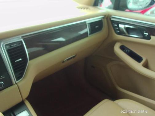 Night Blue Metallic 2017 Porsche Macan S