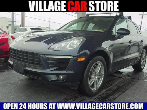 Night Blue Metallic 2017 Porsche Macan S