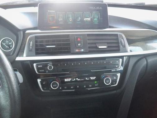 2017 BMW 330 Gran Turismo i xDrive