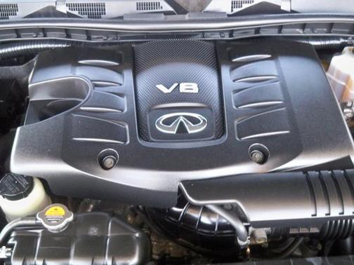2017 INFINITI QX80 Base