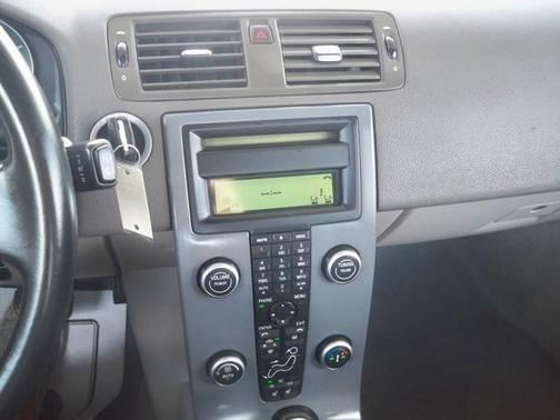 2010 Volvo C30 W/MOONROOF