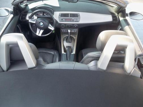 2003 BMW Z4 3.0i Roadster