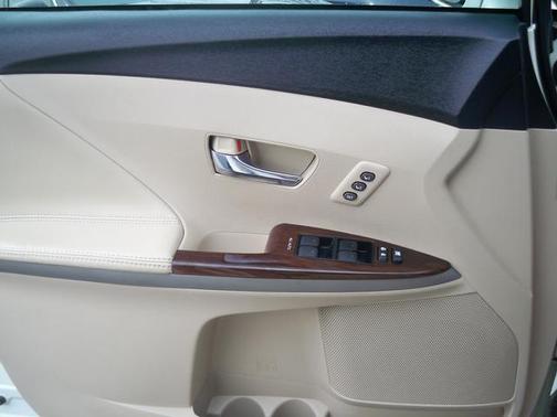 2015 Toyota Venza XLE