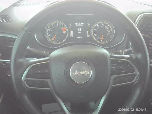 Bright White Clearcoat 2021 Jeep Cherokee Latitude Plus