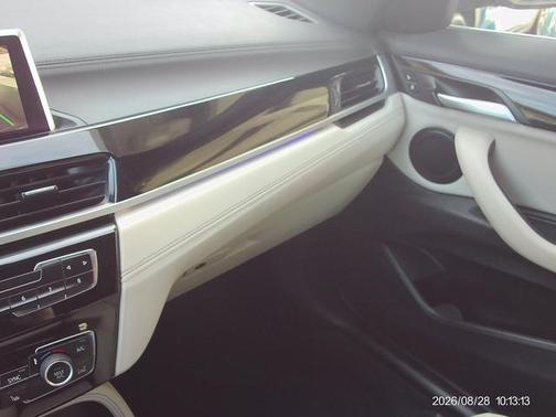 Mineral Gray Metallic 2020 BMW X1 xDrive28i