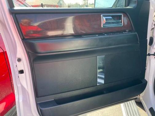 2016 Lincoln Navigator Select