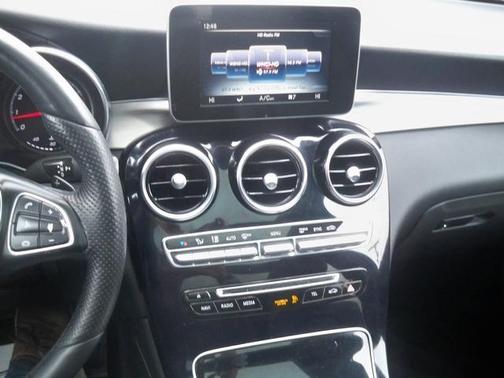 2017 Mercedes-Benz GLC 300 Base 4MATIC