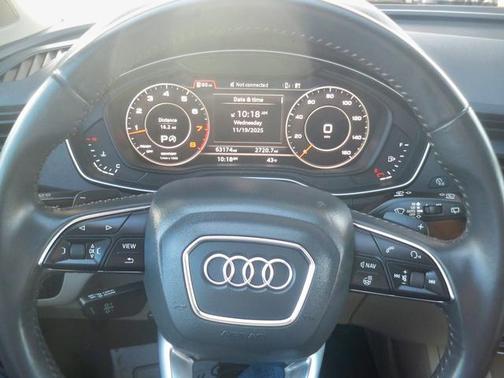 2018 Audi Q5 2.0T Premium Plus