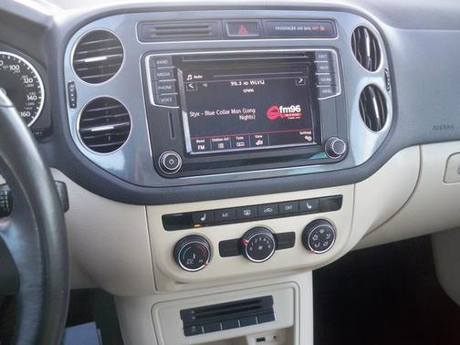 2017 Volkswagen Tiguan 2.0T Wolfsburg Edition