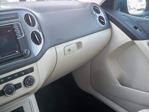 2017 Volkswagen Tiguan 2.0T Wolfsburg Edition