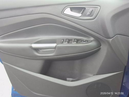 Blue Metallic 2018 Ford Escape SE