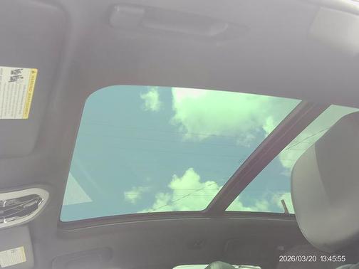 White 2016 Porsche Macan S