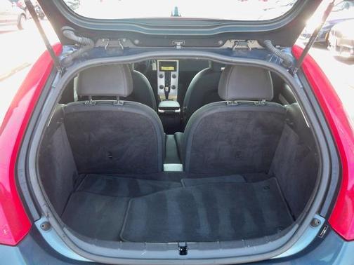 2011 Volvo C30 T5