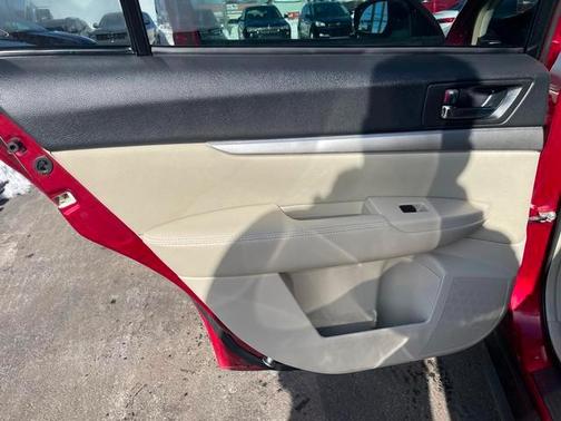 2011 Subaru Outback 2.5i Premium