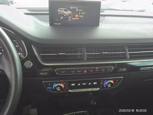 Glacier White Metallic 2019 Audi Q7 55 Prestige