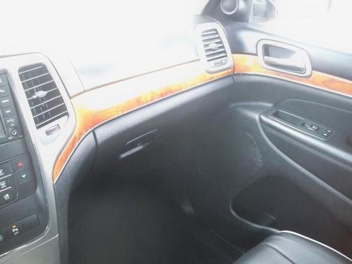 2012 Jeep Grand Cherokee Overland